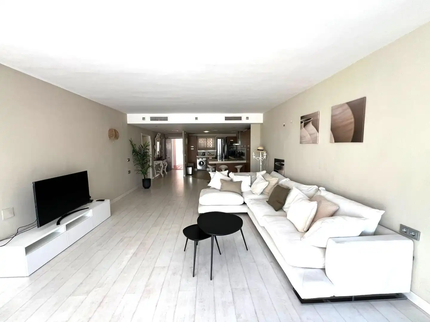 Apartment with lift for sale in Nueva Andalucía