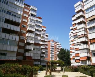 Vista exterior de Pis en venda en Móstoles amb Calefacció i Terrassa