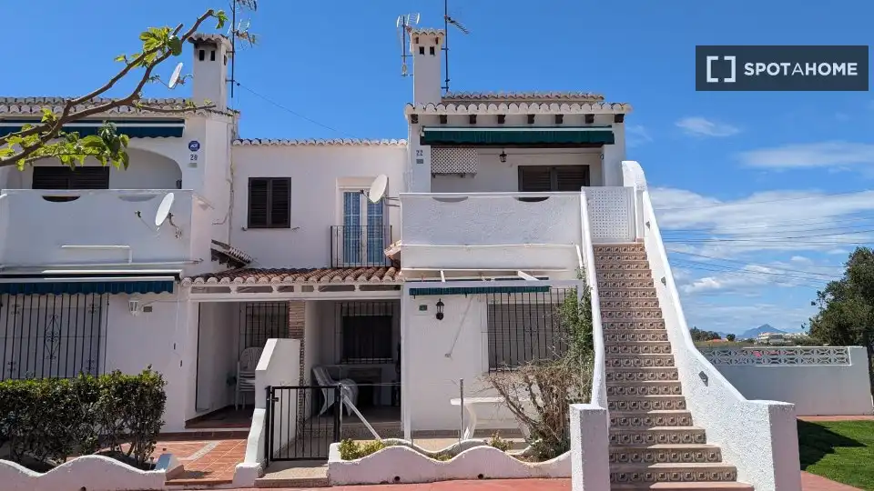 Exterior view of Apartments for share in Dénia  with Air Conditioner, Terrace and Furnished