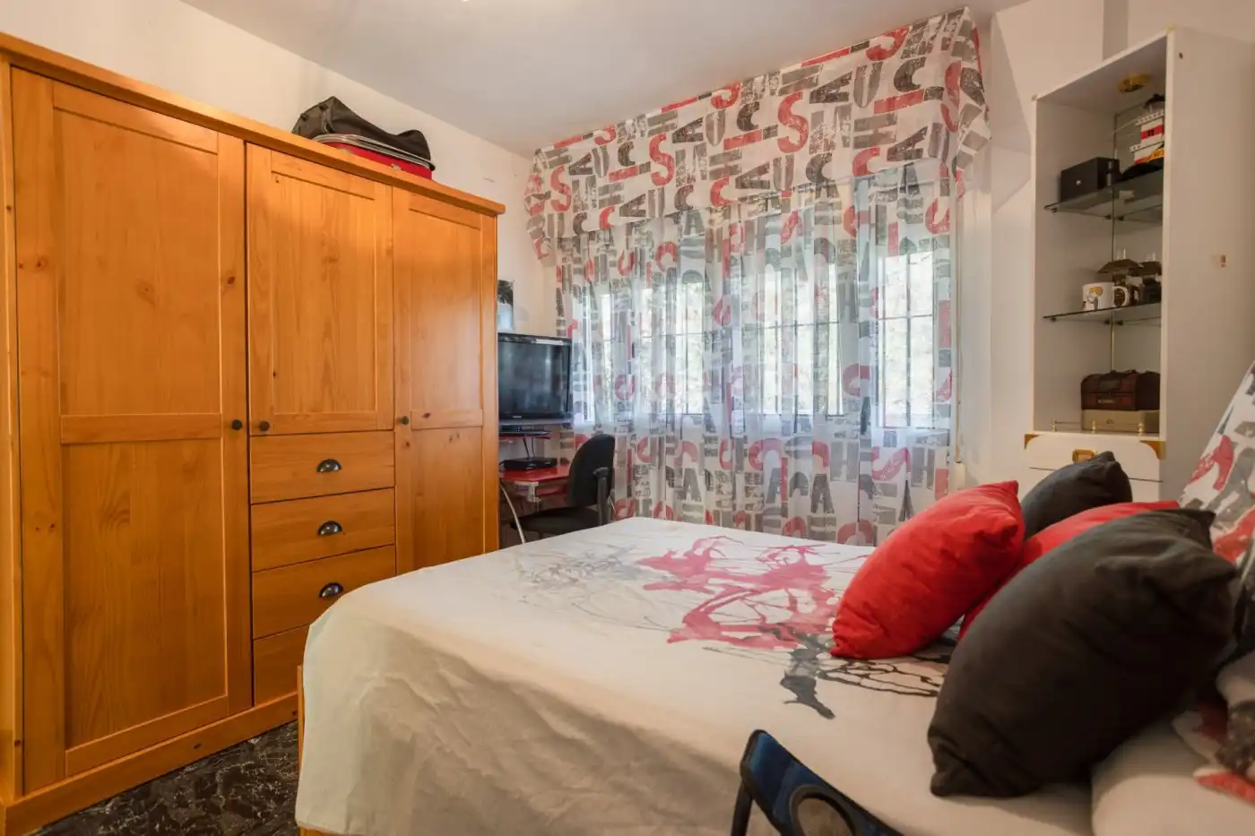 Habitación de Casa o chalet en venta en Dúdar con Aire acondicionado, Calefacción y Jardín privado