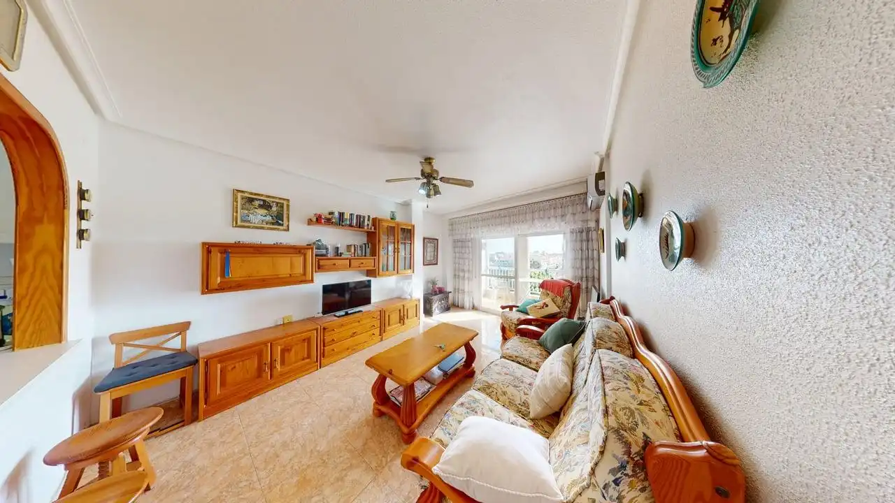 Piso con terraza en venta en Calle Rafal, imagen 2