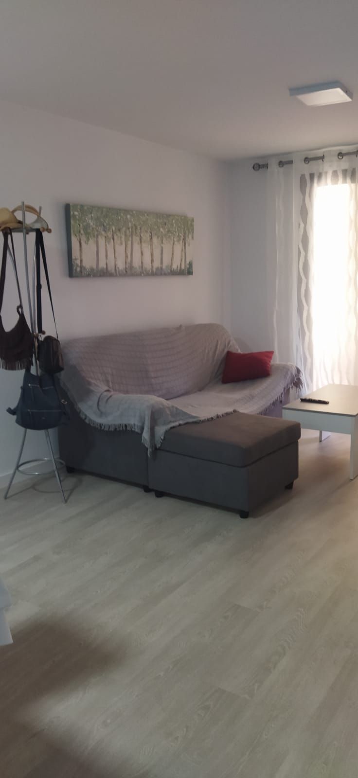 Sala d'estar de Pis de lloguer en Roquetas de Mar amb Aire condicionat, Calefacció i Terrassa