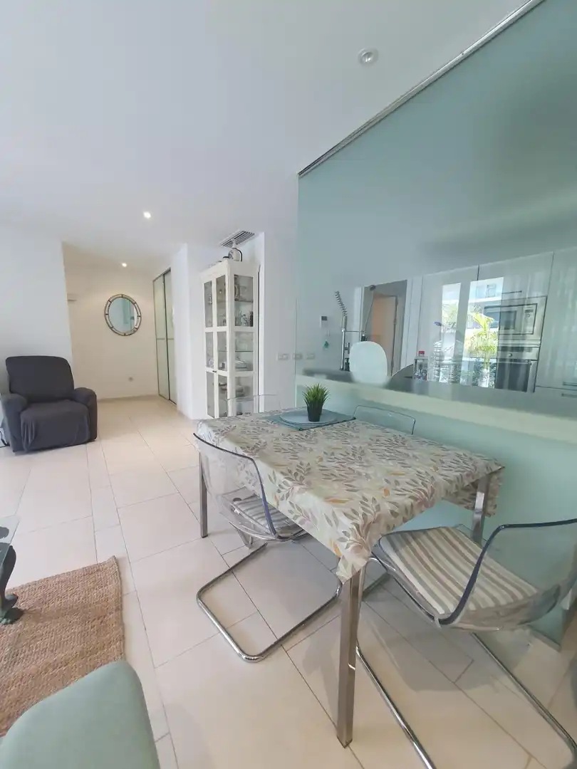 Cuina de Apartament de lloguer en Arona amb Aire condicionat, Terrassa i Moblat