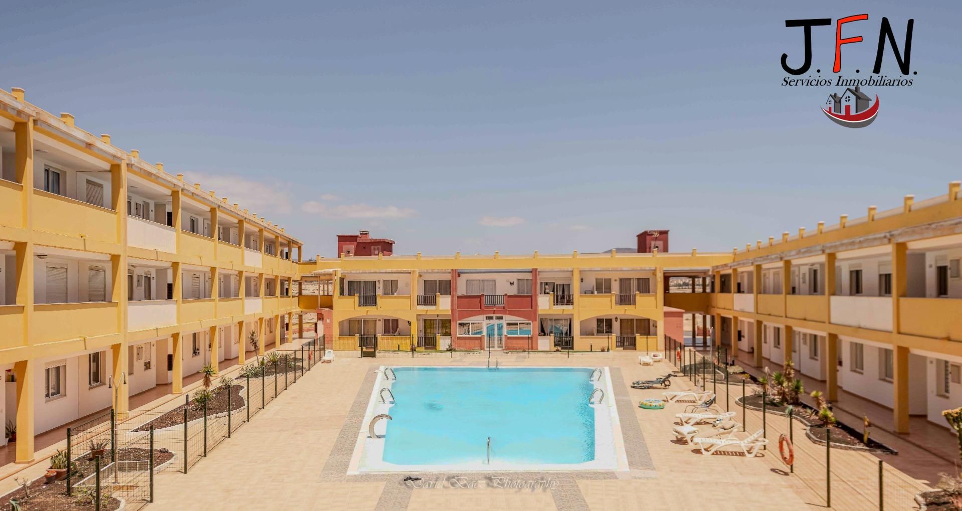 Piscina de Apartament en venda en La Oliva amb Terrassa, Traster i Balcó