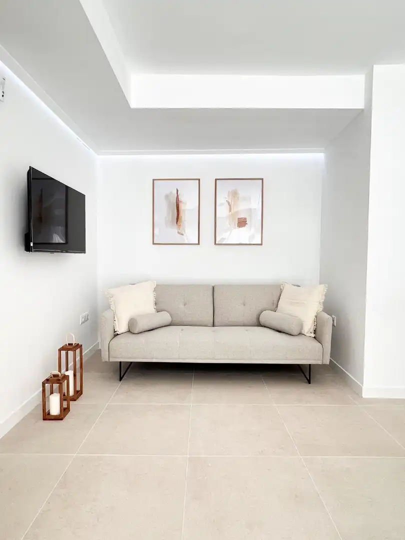 Sala d'estar de Edifici en venda en La Ràpita amb Alarma