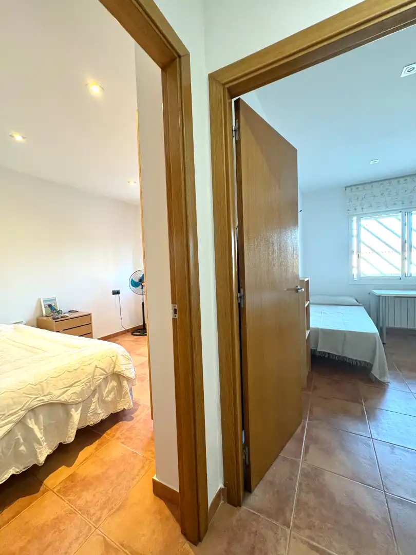 Habitación de Casa o chalet en venta en Rubí con Aire acondicionado, Calefacción y Jardín privado