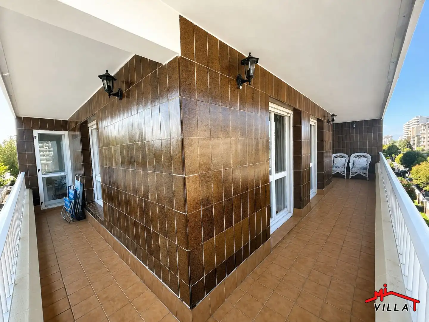 Piso en venta en Laredo con Calefacción y Terraza