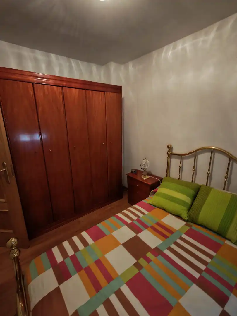Dormitori de Casa o xalet de lloguer en Cuenca amb Calefacció, Moblat i Forn