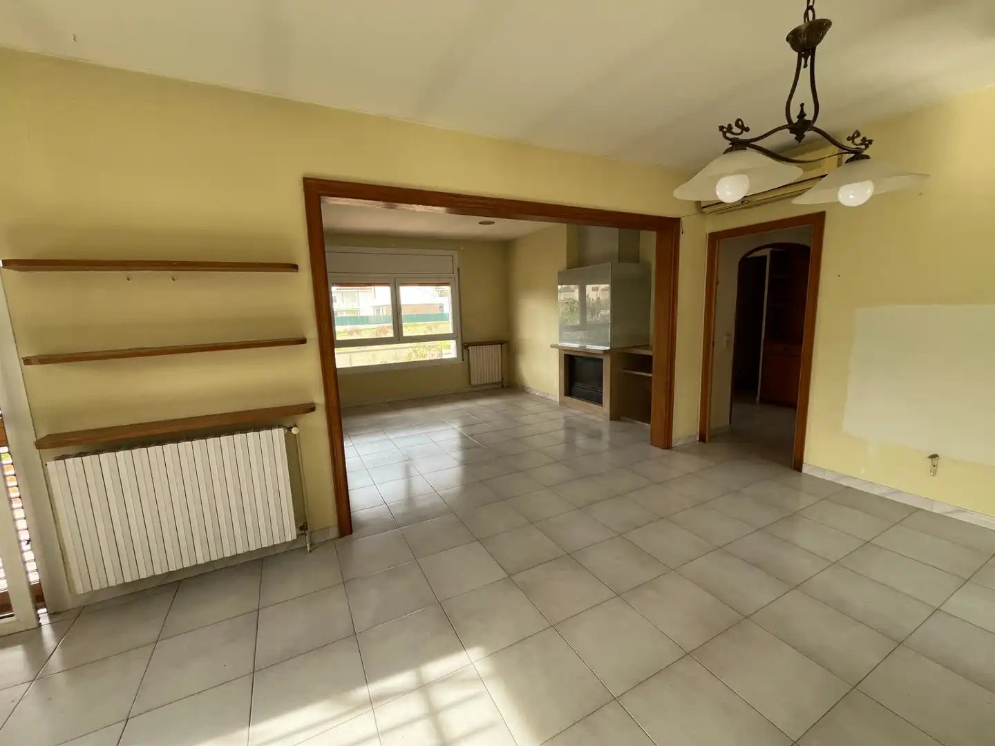 Sala de estar de Casa o chalet en venta en Cassà de la Selva con Calefacción, Jardín privado y Terraza