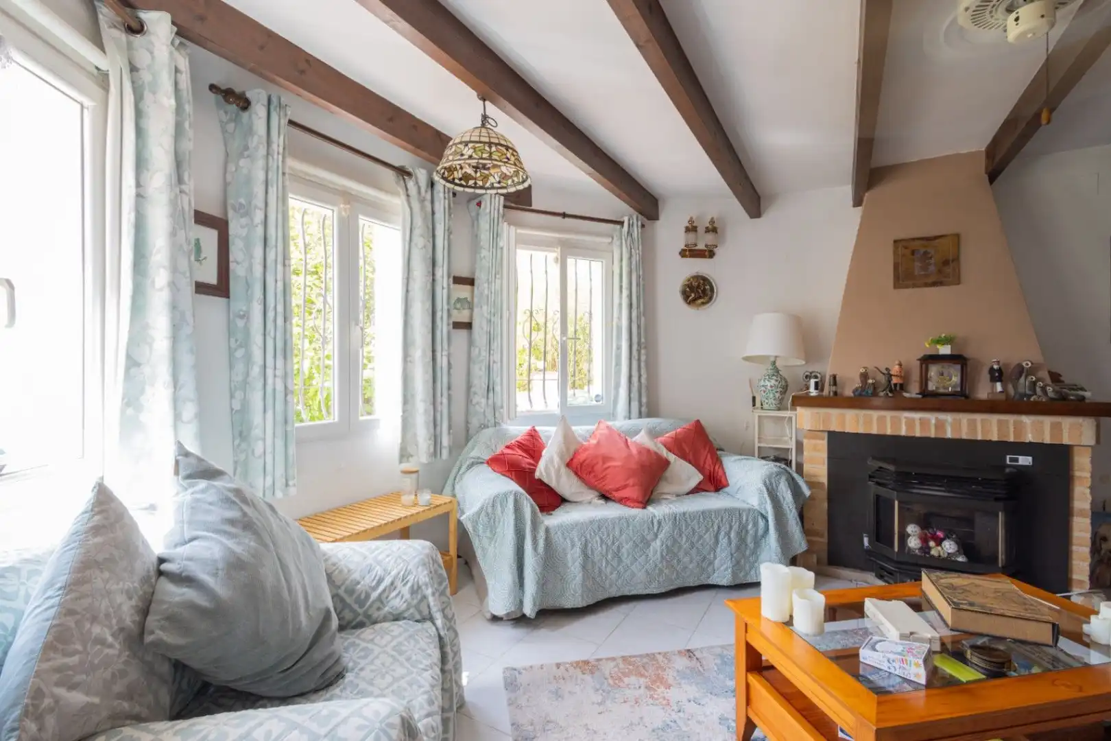 Sala de estar de Casa o chalet en venta en Alcalalí con Aire acondicionado, Calefacción y Terraza