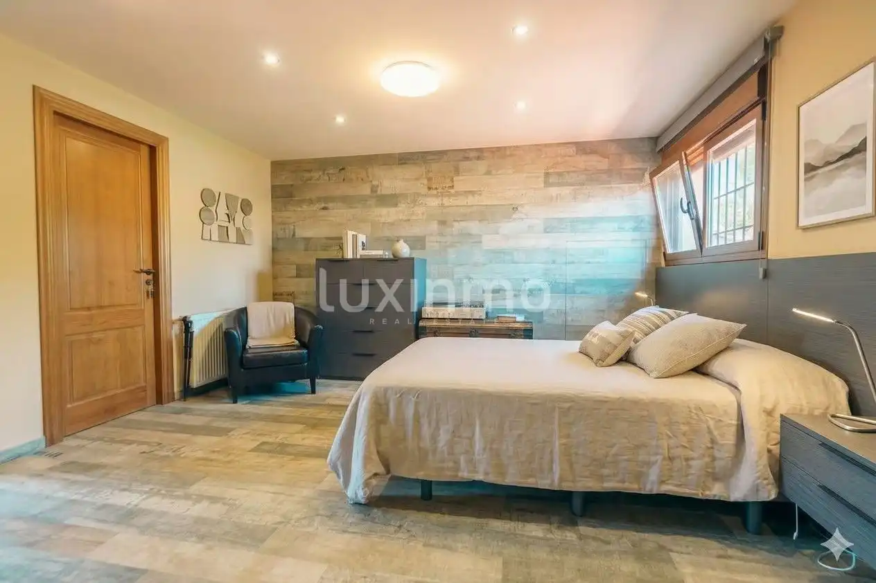 Villa con piscina in vendita a Coloma, imagen 28