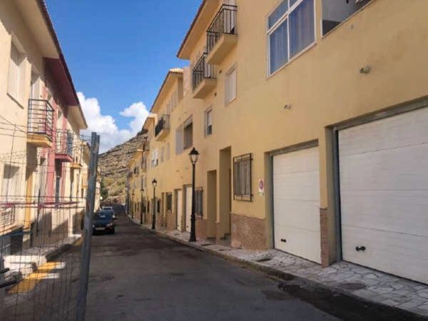 Vista exterior de Casa adosada en venda en Macael