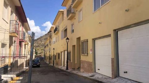 MACAEL (Almería). "OKUPADO" (no se puede visitar ni hipotecar).