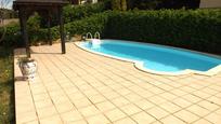 Piscina de Casa o xalet en venda en Calafell amb Calefacció, Jardí privat i Terrassa