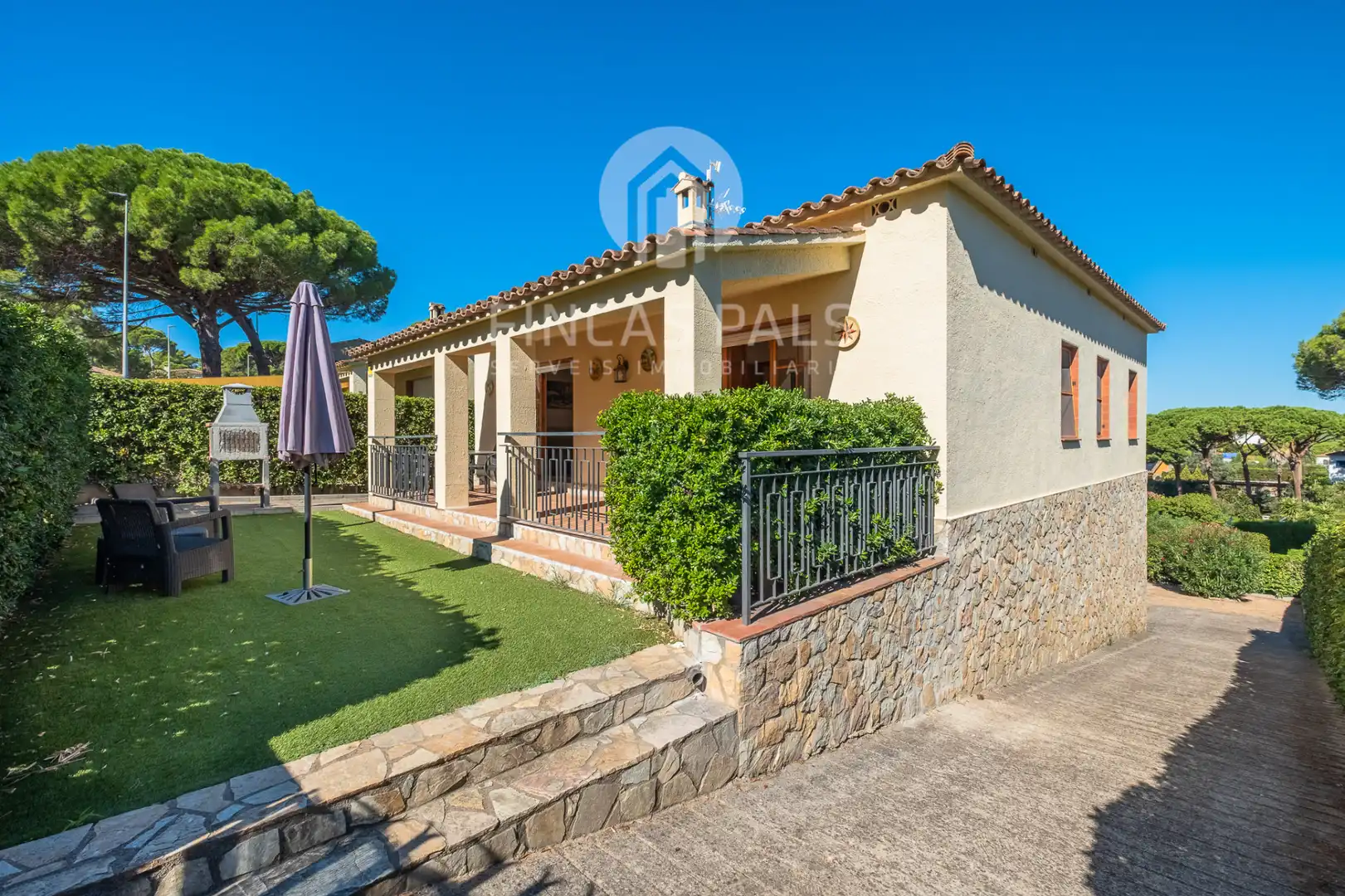 Villa avec piscine à vendre à Carrer de la Torre Mora 57