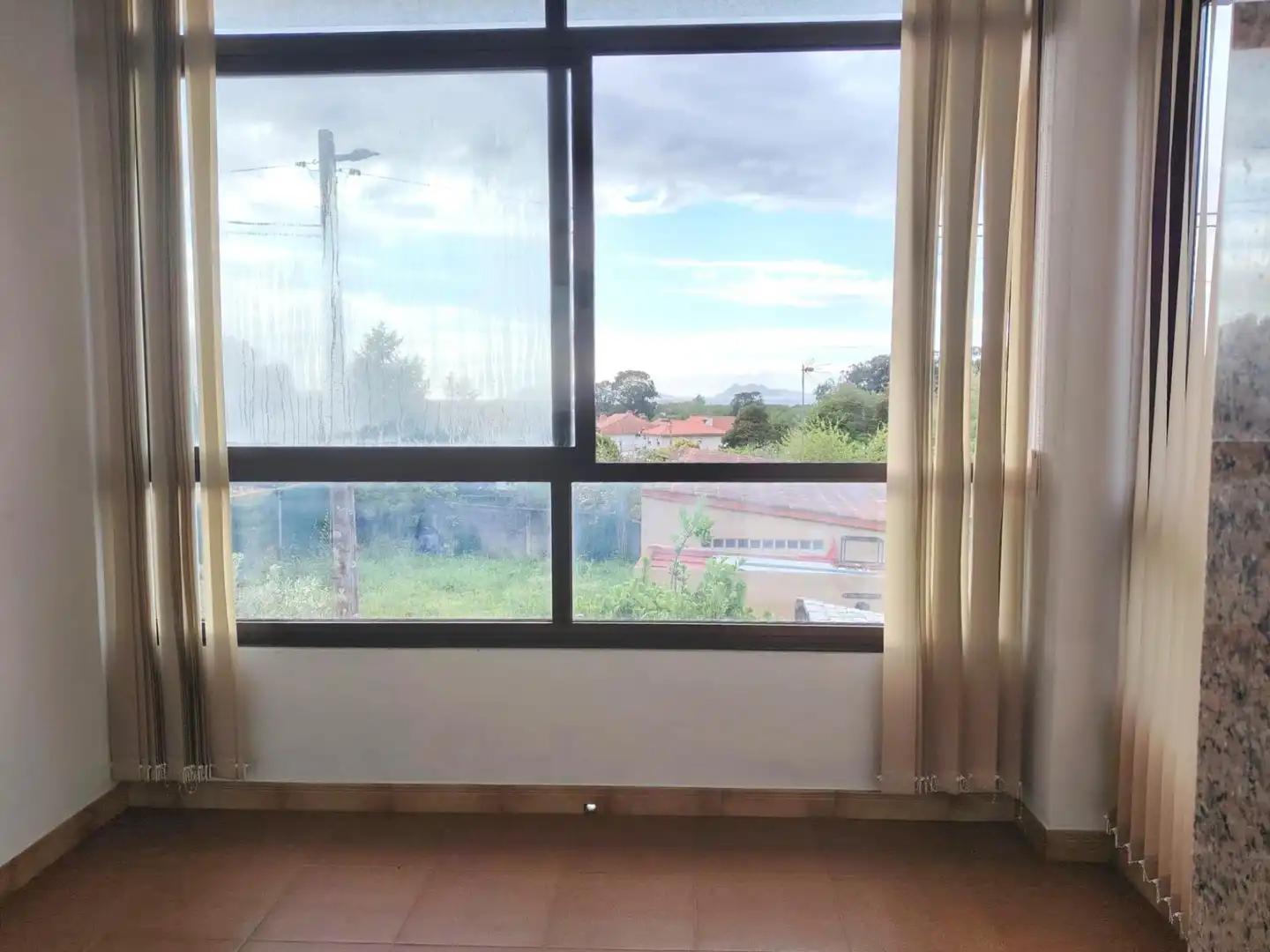 Habitación de Casa o chalet en venta en Vigo  con Calefacción, Terraza y Balcón