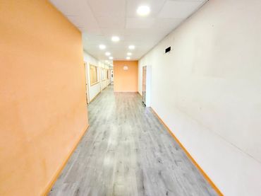 Local comercial en venta en Riu Nord