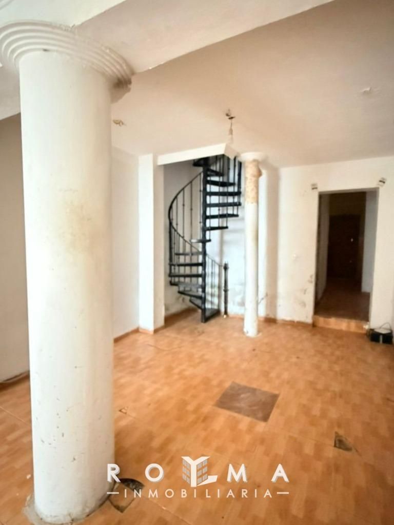 Single-family semi-detached for sale in  Sevilla Capital  with Terrace