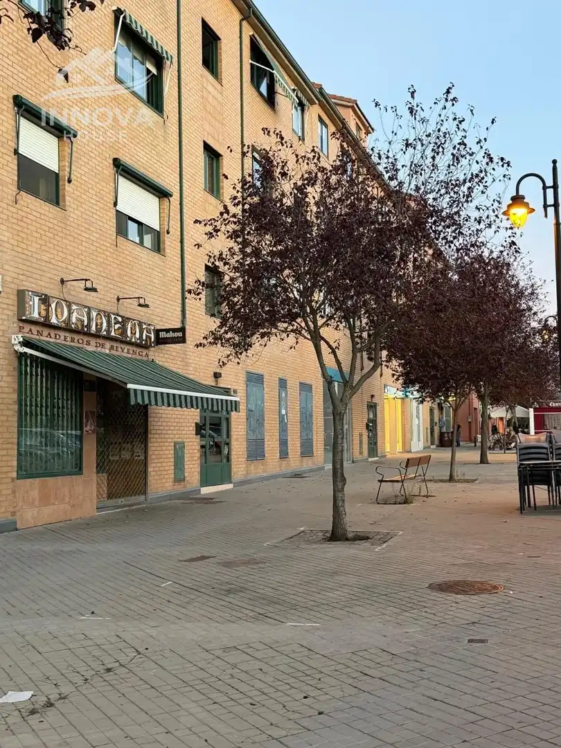 Flat for rent in Avenida Vicente Aleixandre, Sector Plaza de Toros