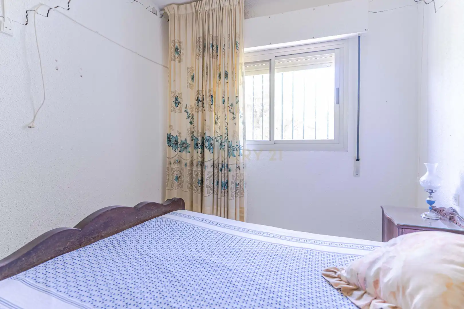 Habitación de Finca rústica en venta en Carataunas con Jardín privado, Trastero y Piscina