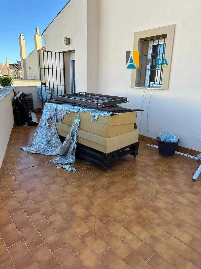 Detached homes for sale in Las Canteras