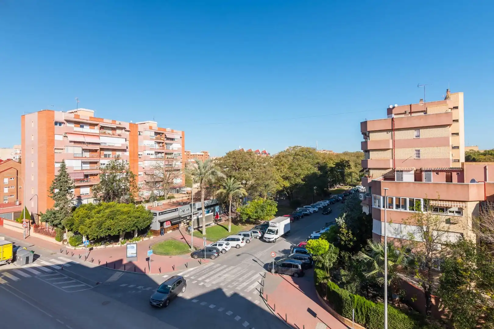Pis en venda a Avenida MONTE CARMELO, Infante Juan Manuel