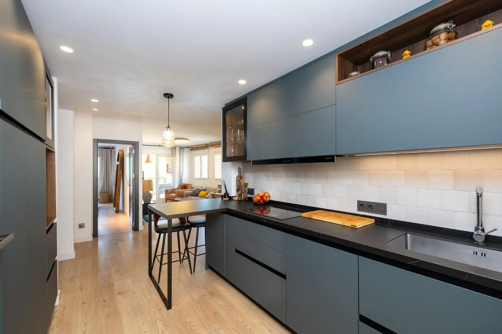 Kitchen of Flat for sale in Genil