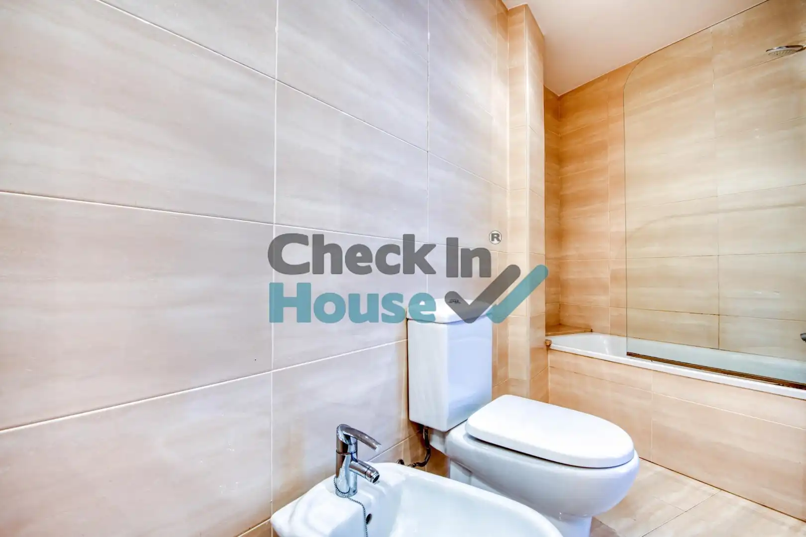 Baño de Dúplex en venta en Sant Feliu de Guíxols con Aire acondicionado, Calefacción y Terraza