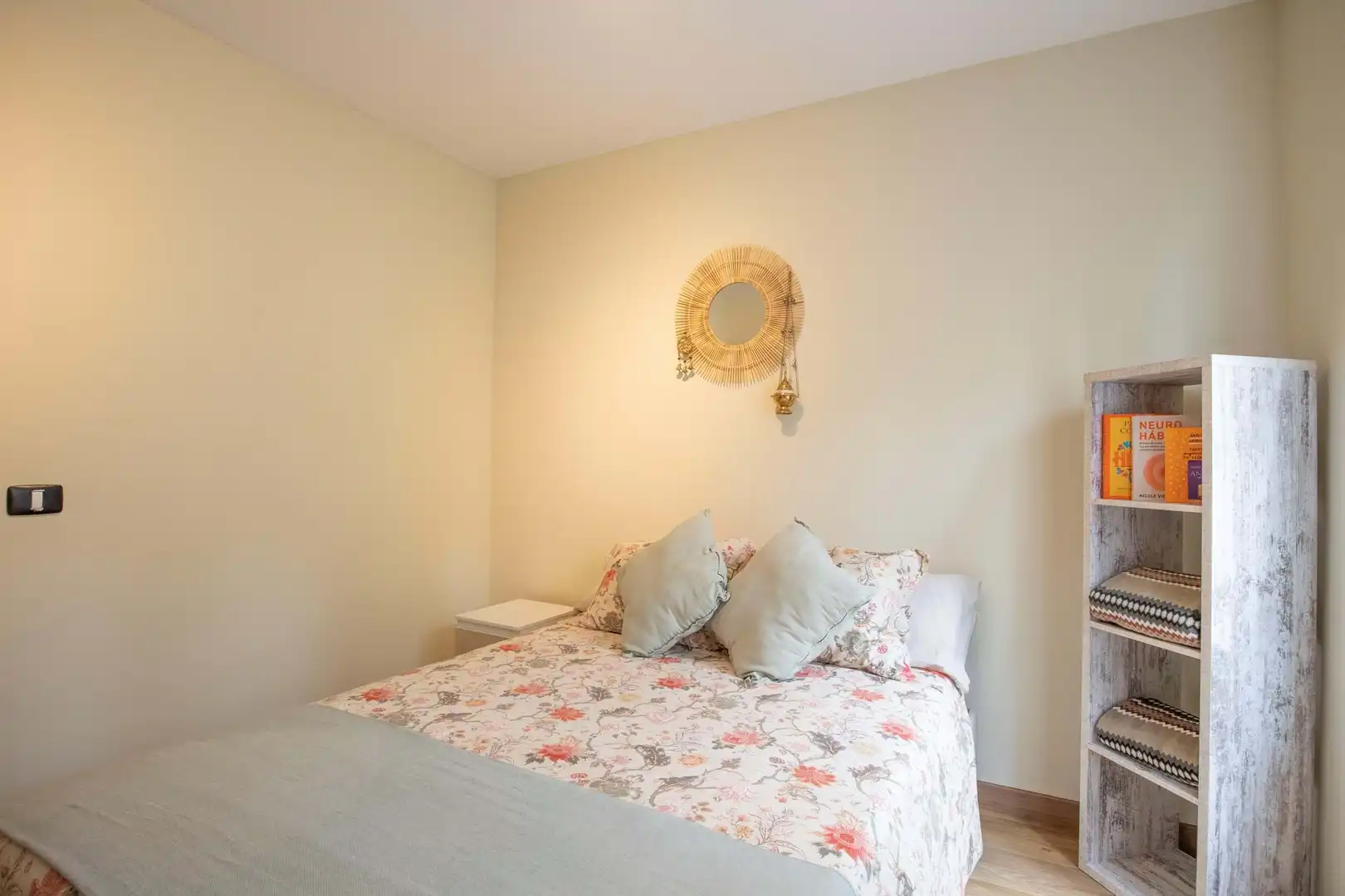 Habitación de Piso en venta en Los Realejos con Terraza, Trastero y Amueblado