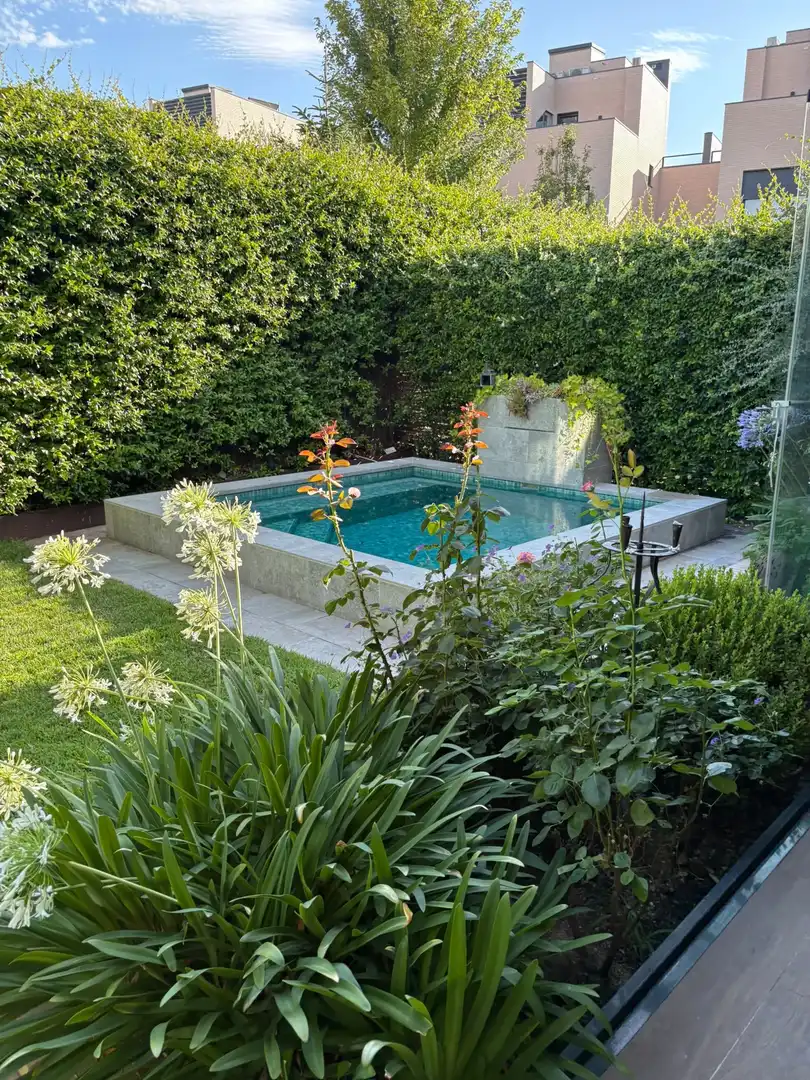Piscina de Casa o chalet en venta en Madrid con Aire acondicionado, Calefacción y Trastero