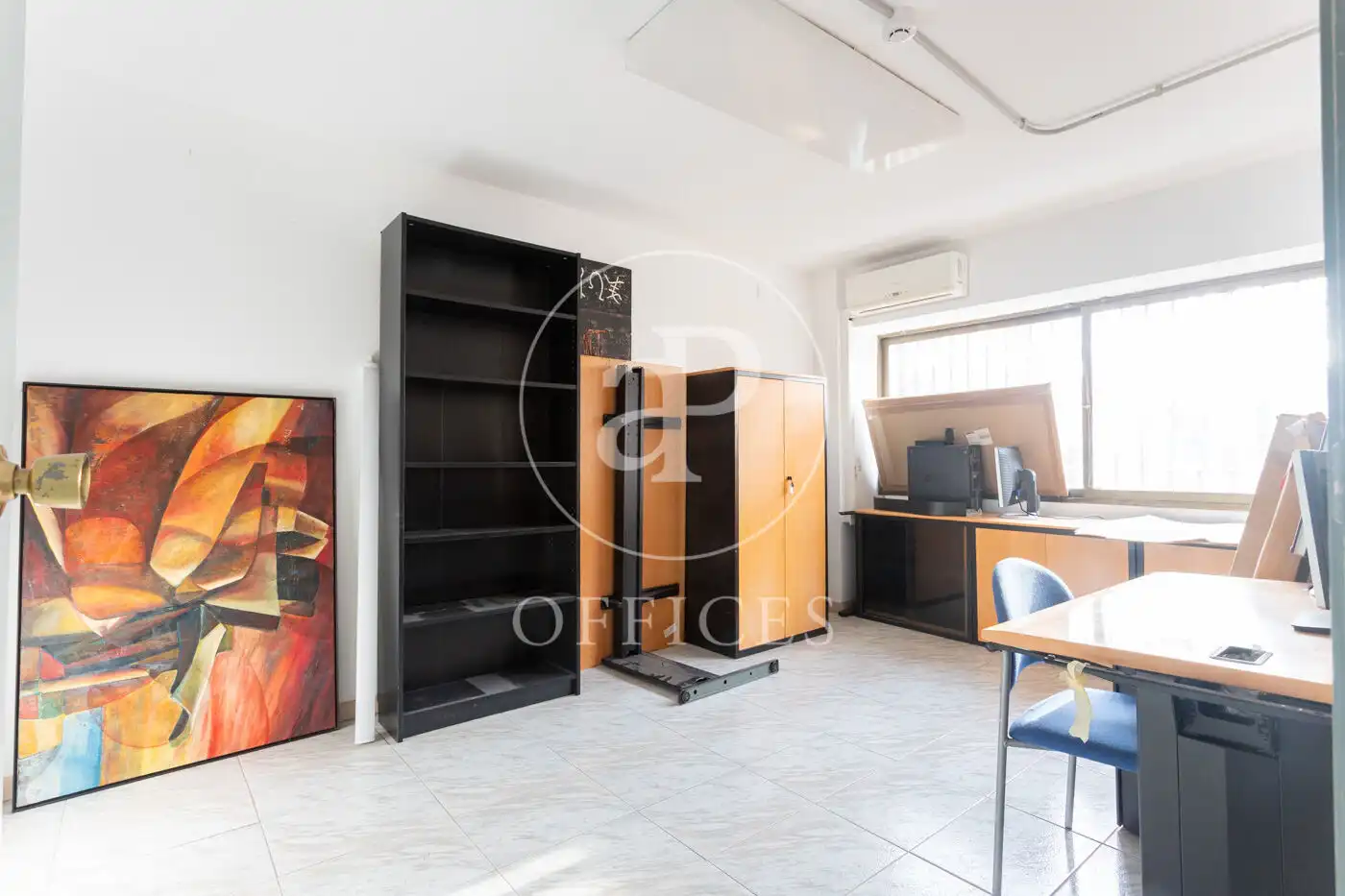 Büro zum Verkauf in Barcelona mit Heizung