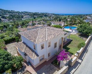 Vista exterior de Casa o xalet en venda en Moraira amb Aire condicionat, Terrassa i Piscina