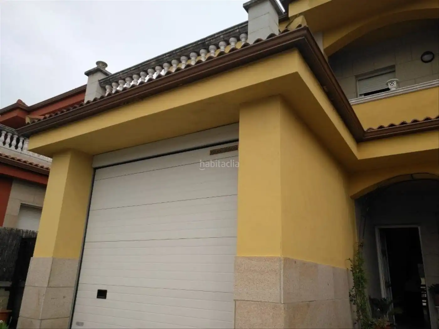 Casa aparellada en venda a Carrer Vent 926, imagen 3