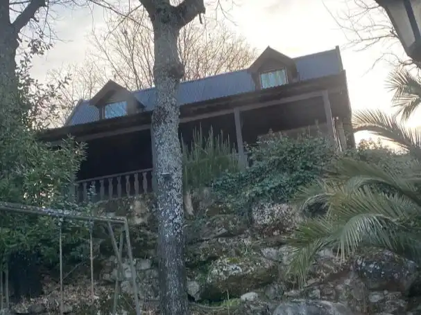 Xalet amb jardí en venda a Calle Arenal 1