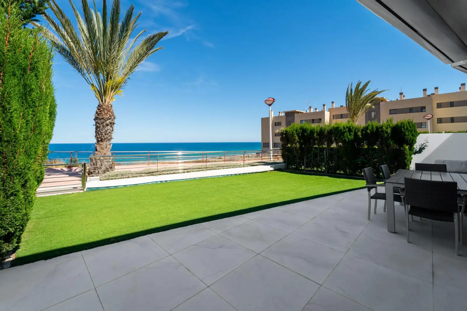 Terrassa de Planta baixa en venda en Elche / Elx amb Aire condicionat, Calefacció i Jardí privat