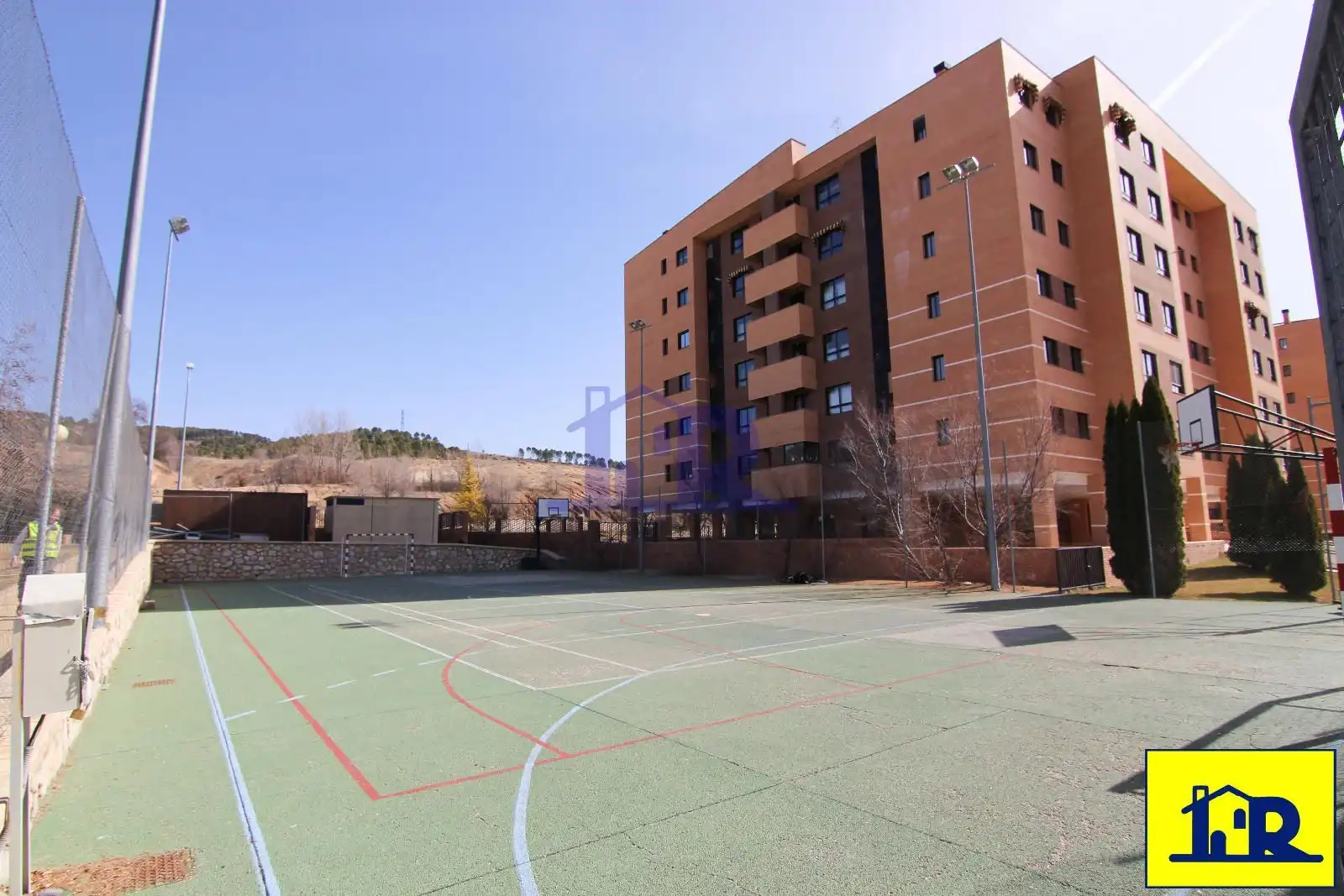 Parking de Piso en venta en Cuenca con Calefacción, Trastero y Piscina