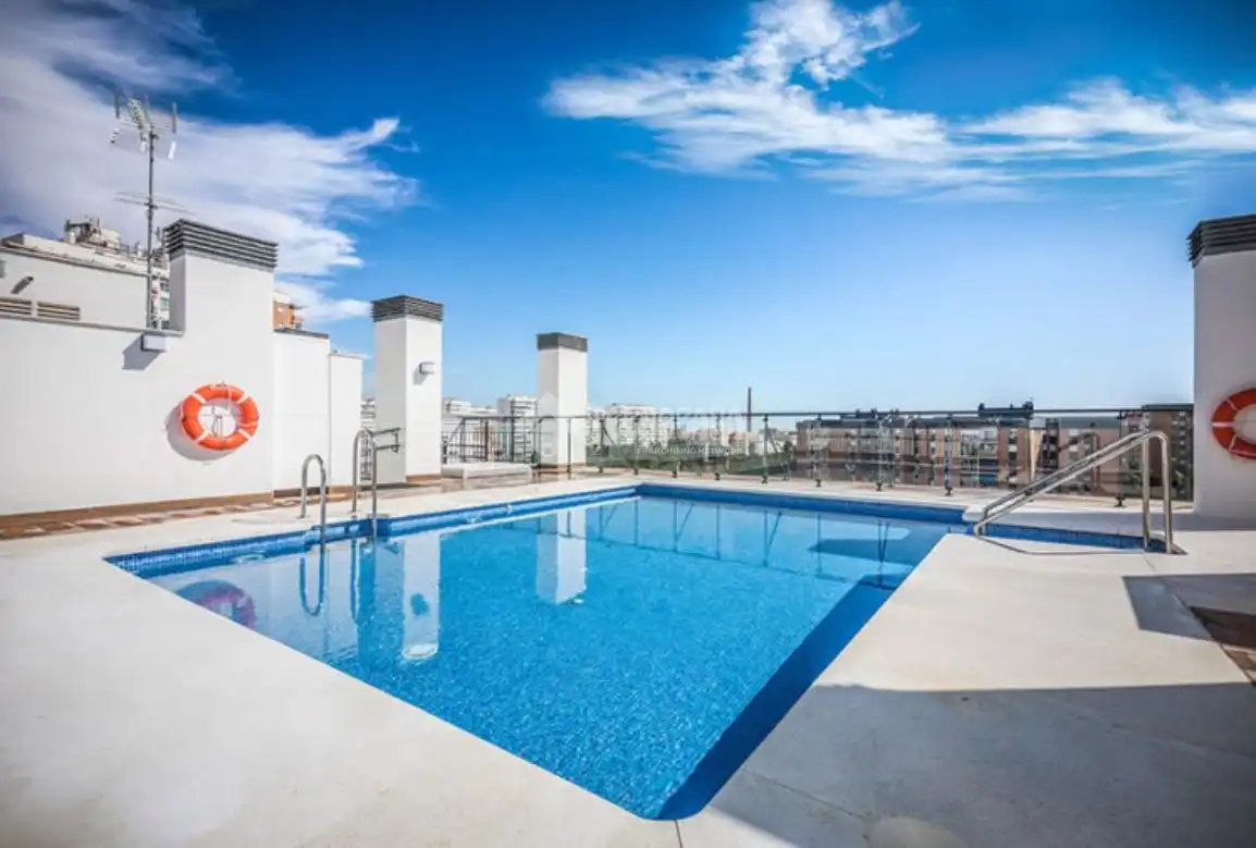 Piscina de Pis en venda en Málaga amb Aire condicionat, Traster i Piscina comunitària