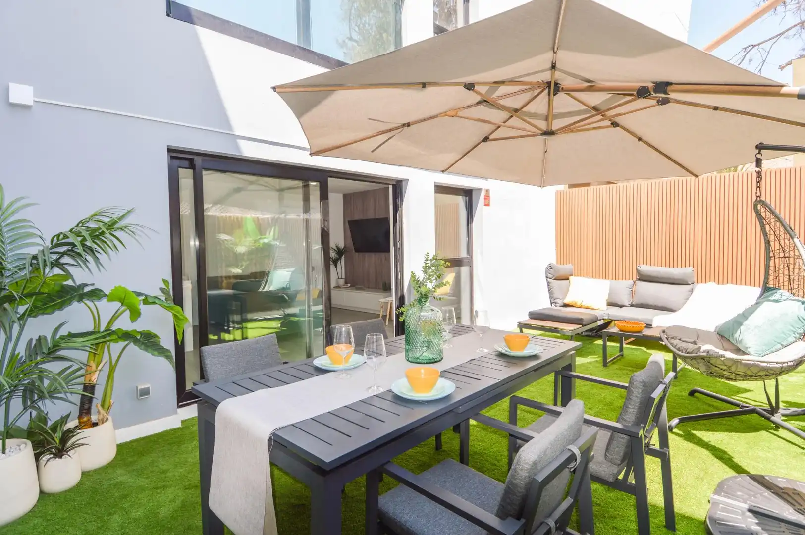 Terrassa de Apartament de lloguer en Mogán amb Aire condicionat, Jardí privat i Terrassa