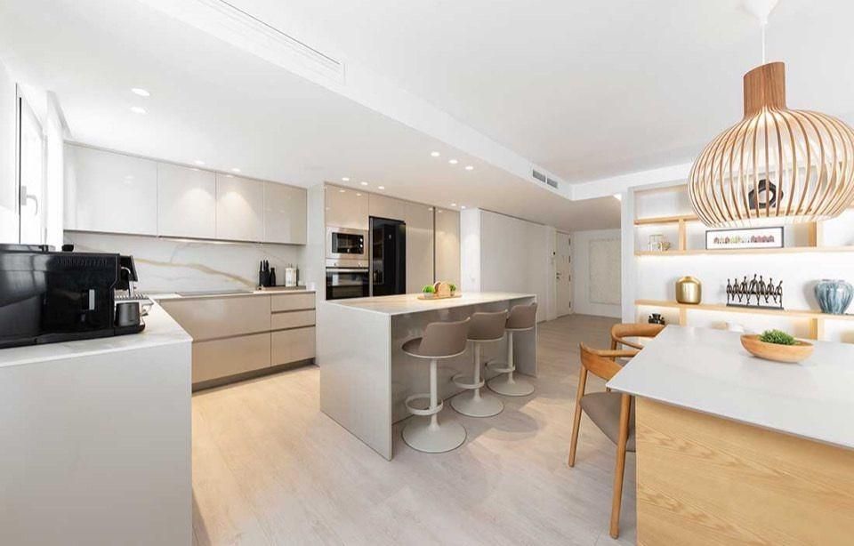 Cuina de Apartament en venda en  Palma de Mallorca amb Aire condicionat, Terrassa i Balcó