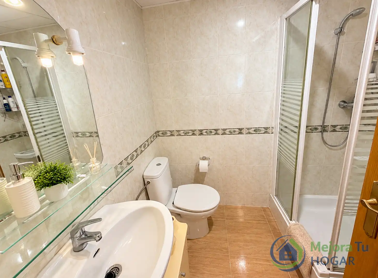 Baño de Piso en venta en Benicarló con Aire acondicionado, Amueblado y Balcón