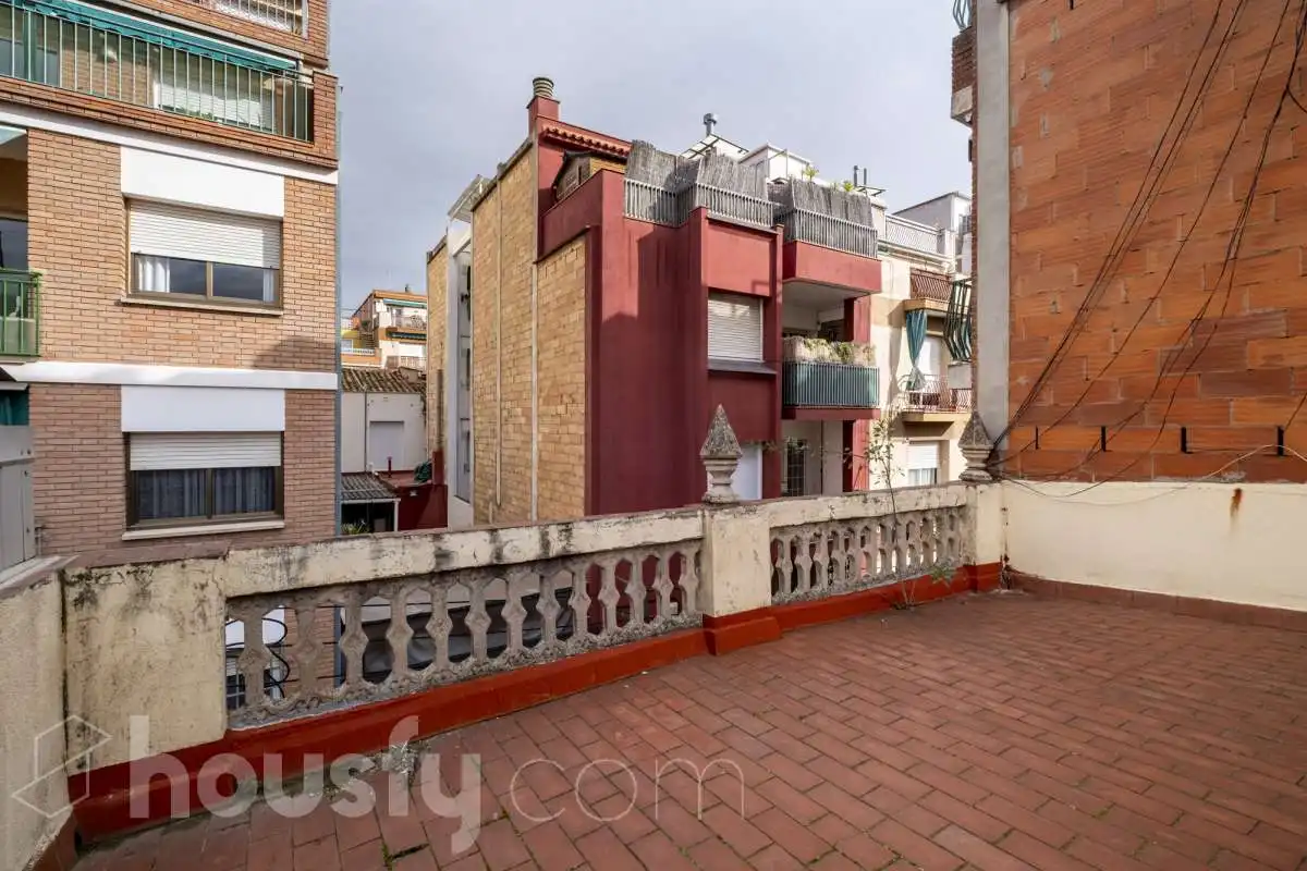 Terrasse von Haus oder Chalet zum Verkauf in Barcelona mit Klimaanlage, Privatgarten und Terrasse