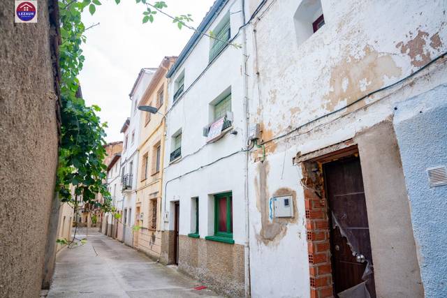 Casa-chalet en Venta en Falces