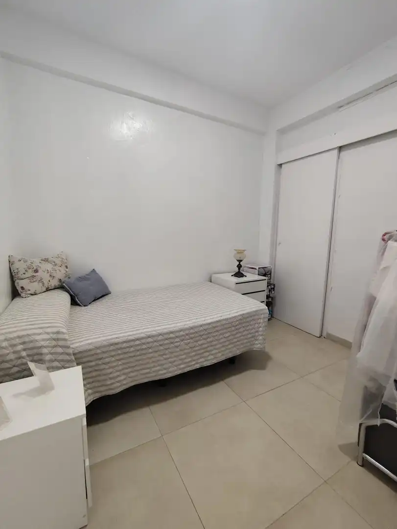 Habitación de Casa o chalet en venta en Algeciras con Terraza, Trastero y Amueblado