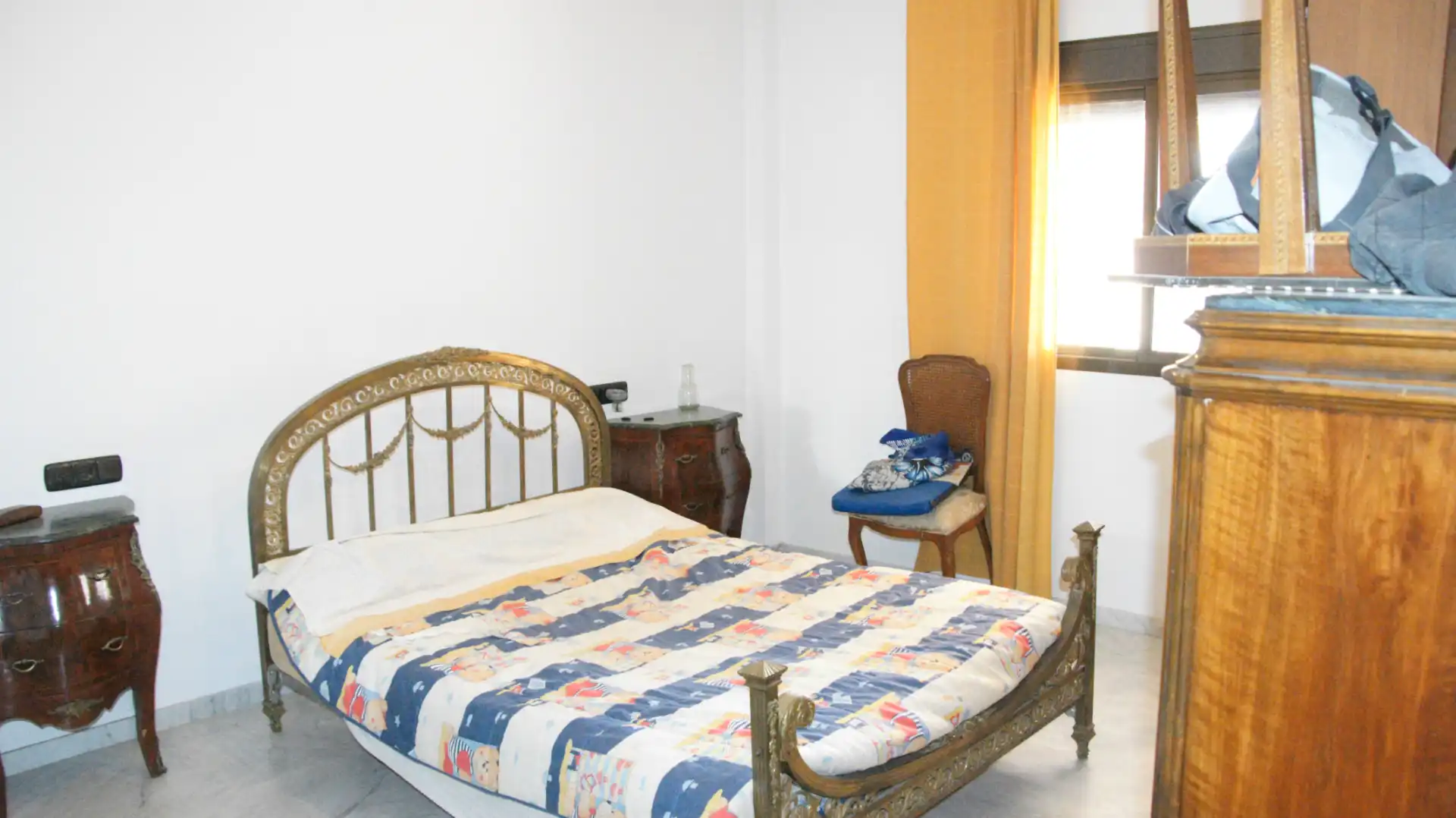 Habitación de Casa o chalet en venta en Espartinas con Aire acondicionado, Jardín privado y Terraza