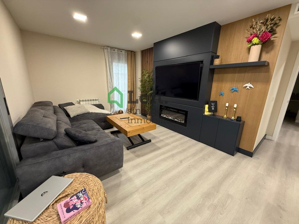 Living room of Apartment for sale in Badajoz Capital  with Air Conditioner and Terrace