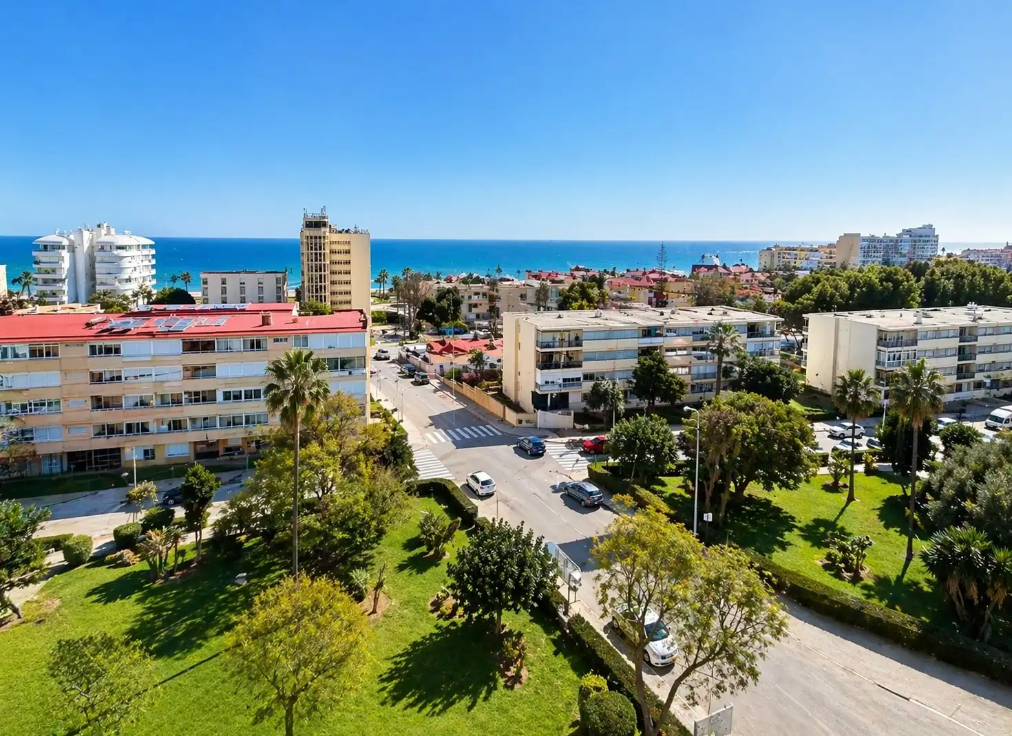 Vista exterior de Piso en venta en Torremolinos con Aire acondicionado, Terraza y Amueblado