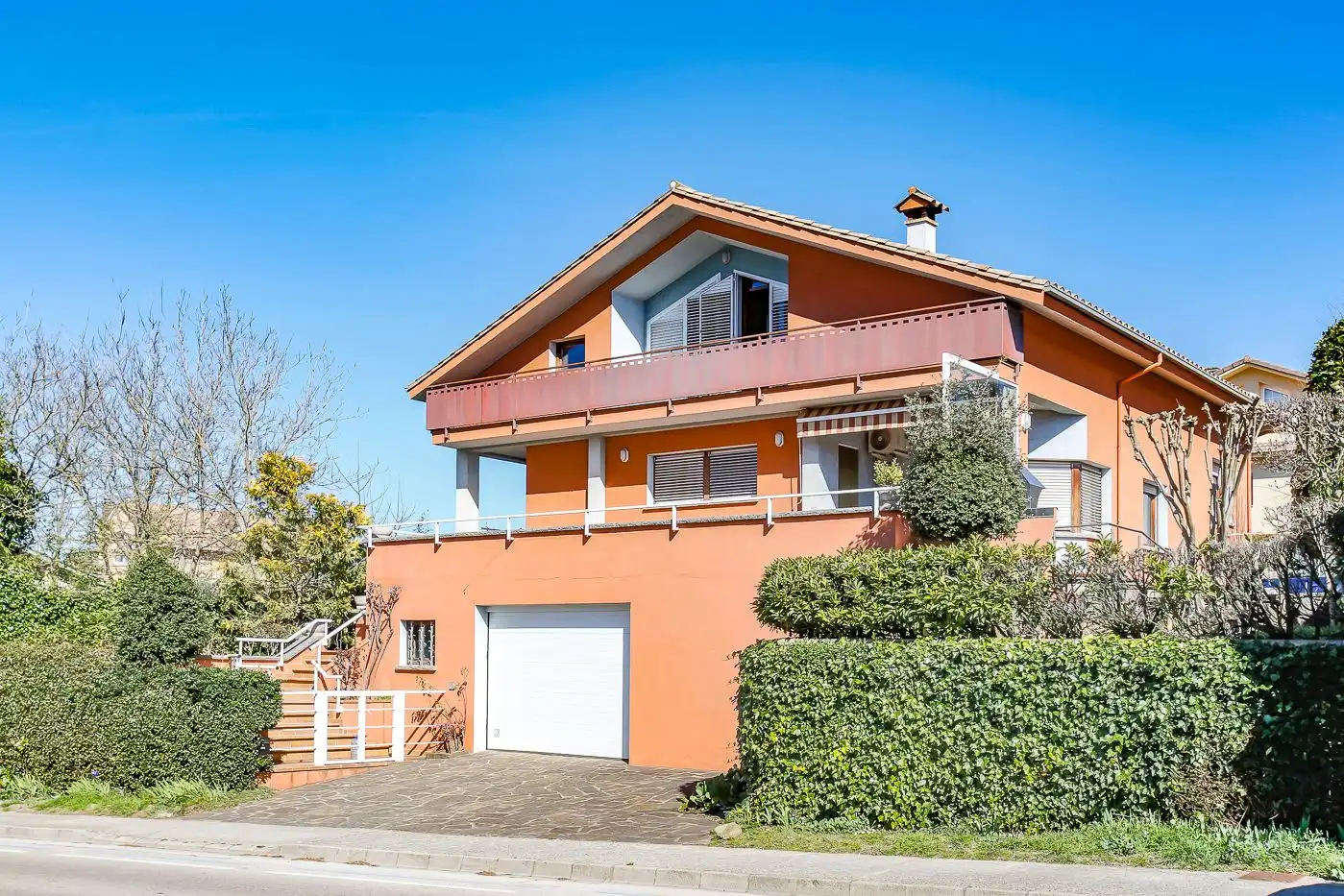 Landhaus mit Garten zum Verkauf in Olot