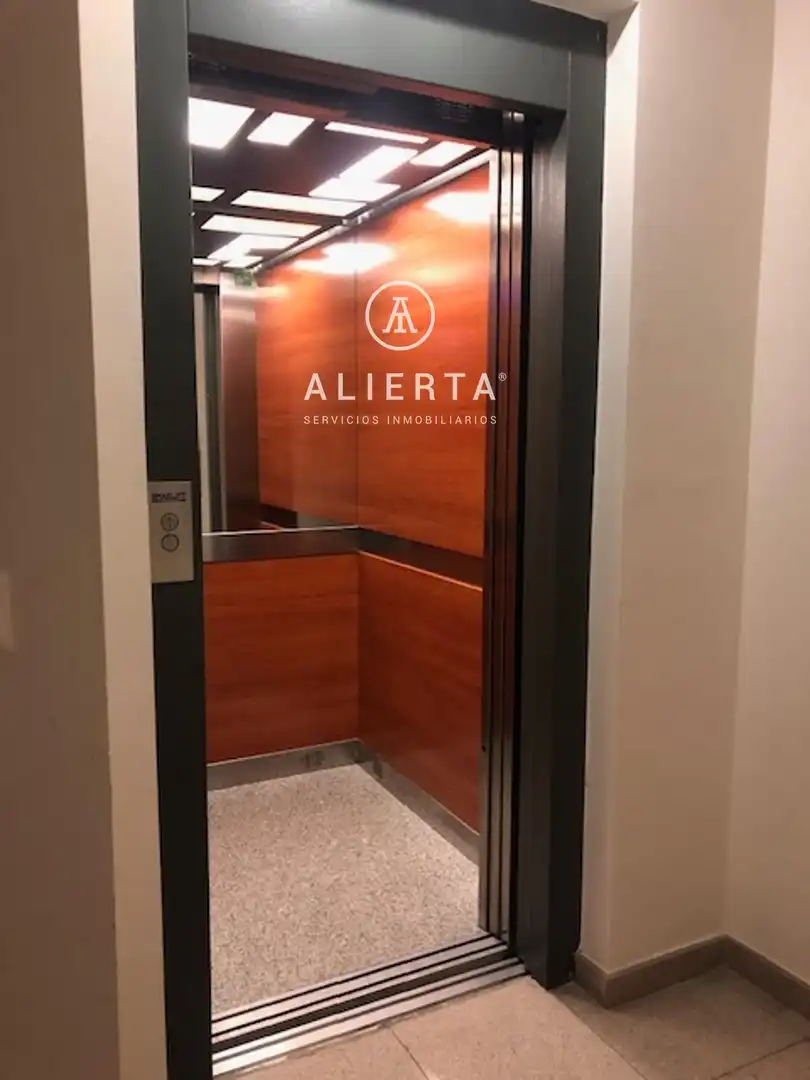 Piso de alquiler en Zaragoza con Calefacción