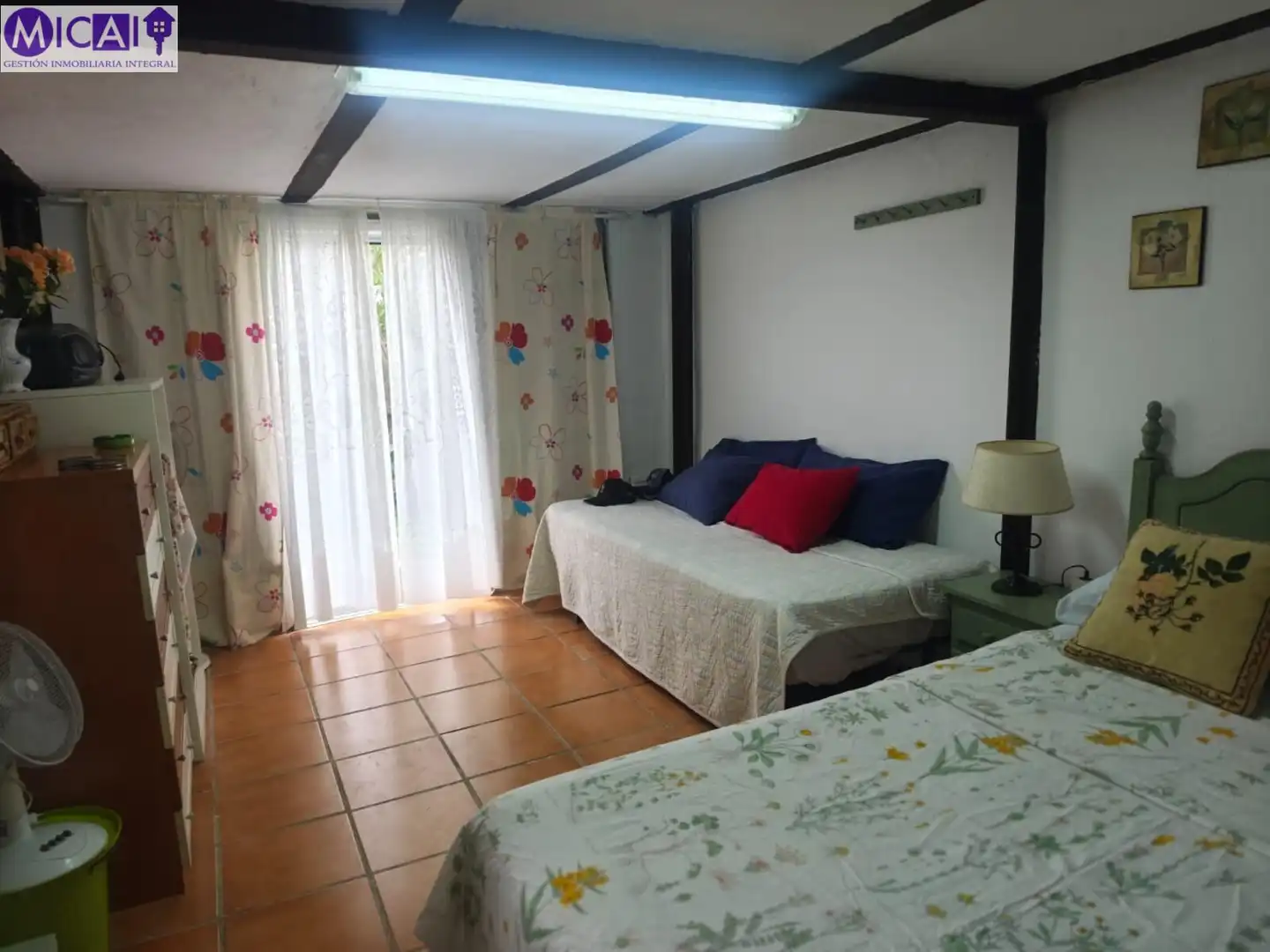 Habitación de Casa o chalet en venta en Chiclana de la Frontera con Jardín privado, Trastero y Piscina