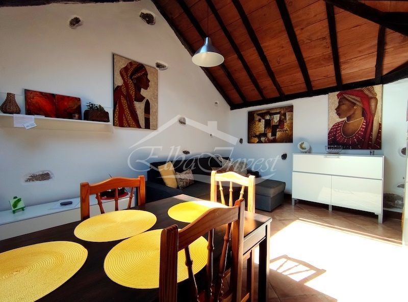 Sala d'estar de Casa o xalet en venda en Adeje amb Aire condicionat, Calefacció i Terrassa